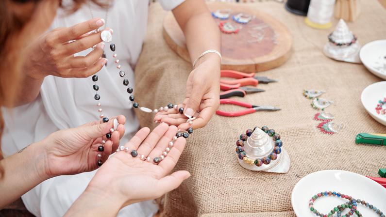 Ateliers créatifs de création de bijoux